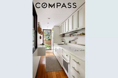 288 A Vanderbilt Avenue, New York City, NY 11205 - Photo 4