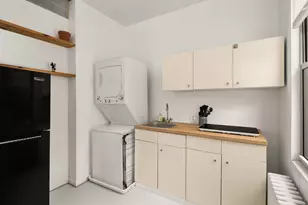 250 Boerum St, New York City, NY 11206 - Photo 4
