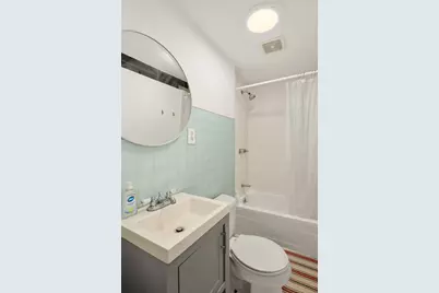 250 Boerum Street, New York City, NY 11206 - Photo 24