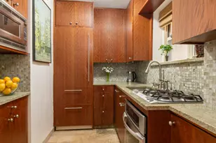 434 E 52nd St, New York City, NY 10022 - Photo 6