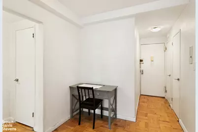 311 E 71st Street #10A, New York, NY 10021 - Photo 4