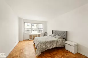 311 E 71st St, New York, NY 10021 - Photo 8