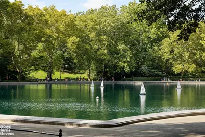 31 E 72nd Street #11FL, New York City, NY 10021 - Photo 34