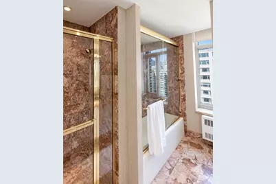 188 E 64th Street #2006, New York City, NY 10065 - Photo 6