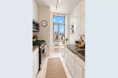 188 E 64th Street #2006, New York City, NY 10065 - Photo 10