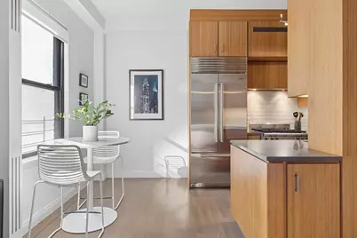 157 W 79th Street #7-AE, New York, NY 10024 - Photo 2