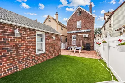 91-10 70th Avenue, New York City, NY 11375 - Photo 30
