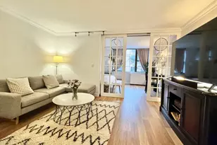 222 W 14th St, New York, NY 10011 - Photo 10