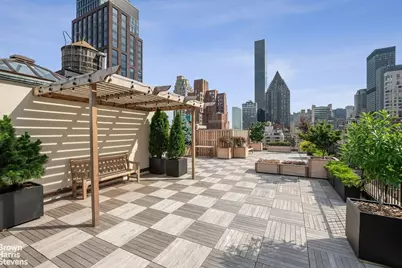 333 E 53rd Street #8A, New York, NY 10022 - Photo 6