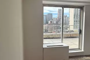 370 E 76th St, New York City, NY 10021 - Photo 4