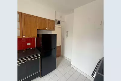370 E 76th Street #C1406, New York City, NY 10021 - Photo 10