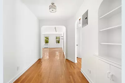 601 E 19th Street #3R, Brooklyn, NY 11226 - Photo 2