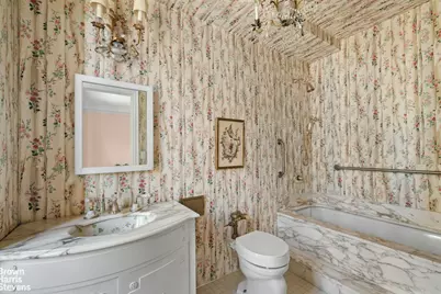 180 E 79th Street #15E, New York City, NY 10075 - Photo 10