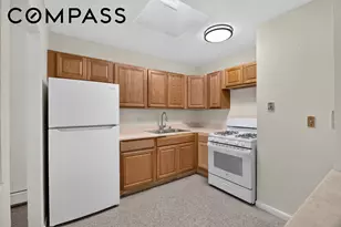 704 E 103rd St, New York City, NY 11236 - Photo 28