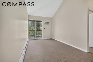 704 E 103rd St, New York City, NY 11236 - Photo 26