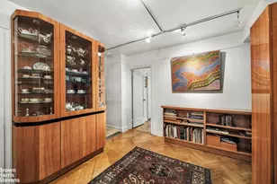 4 E 70th St, New York City, NY 10021 - Photo 8