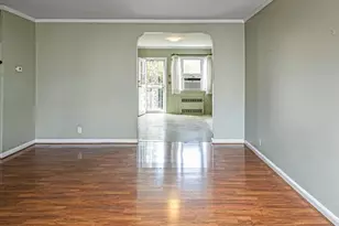 1016 71st St, Brooklyn, NY 11228 - Photo 4