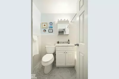 233 E 69th Street #17M, New York, NY 10021 - Photo 8