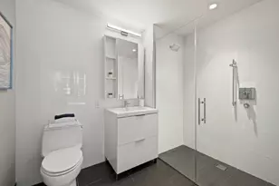 166-20 90th Ave, New York City, NY 11432 - Photo 10