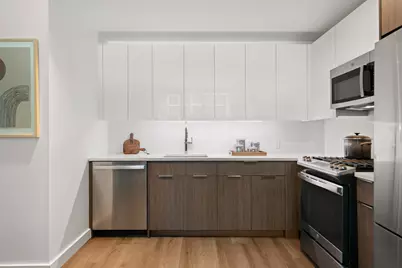 166-20 90th Avenue #253P, New York City, NY 11432 - Photo 4