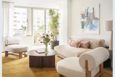 234 E 46th Street #701, New York, NY 10017 - Photo 1
