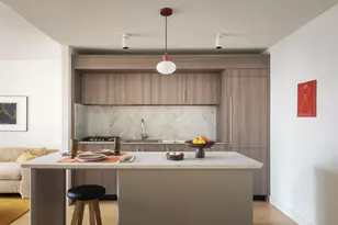 234 E 46th St, New York City, NY 10017 - Photo 1