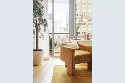 234 E 46th Street #PH2102, New York, NY 10017 - Photo 2