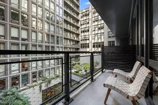 77 Charlton St, New York, NY 10014 - Photo 2