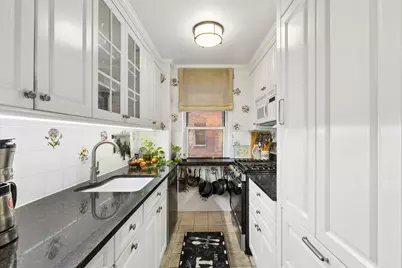 50 Sutton Place S #3C, New York, NY 10022 - Photo 4