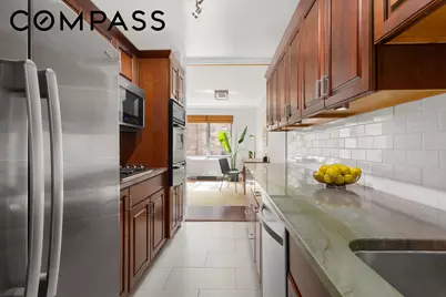 360 E 72nd Street #B907, New York, NY 10021 - Photo 4