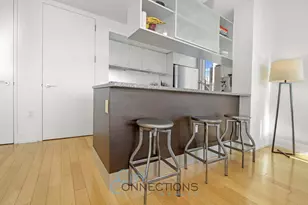 350 W 42nd St, New York City, NY 10036 - Photo 6