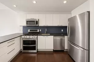 350 W 42nd St, New York, NY 10036 - Photo 4