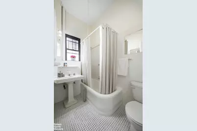 1349 Lexington Avenue #1F, New York, NY 10128 - Photo 6