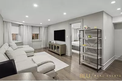 313 W 74th Street, New York City, NY 10023 - Photo 22