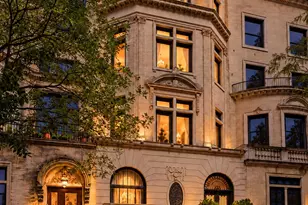 313 W 74th St, New York City, NY 10023 - Photo 2