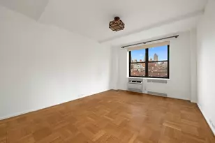 235 E 73rd St, New York City, NY 10021 - Photo 8