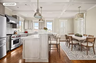 10 Chester Walk, New York City, NY 11697 - Photo 4