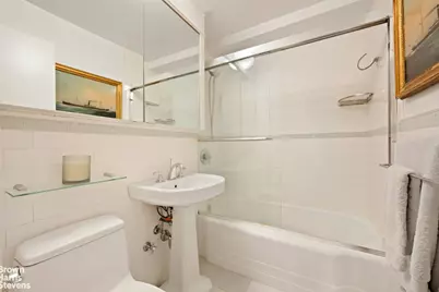 35 Park Avenue #15H, New York, NY 10016 - Photo 6