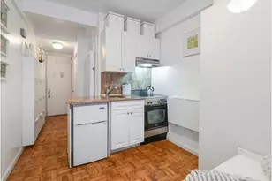 135 E 54th St, New York City, NY 10022 - Photo 6