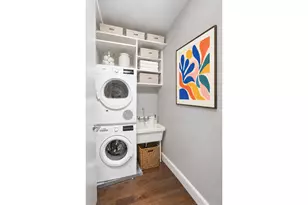 211 W 14th St, New York, NY 10011 - Photo 28