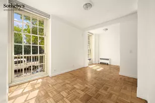 516 E 78th St, New York City, NY 10075 - Photo 2