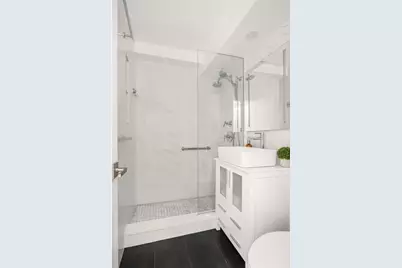 303 W 66th Street #1DE, New York City, NY 10069 - Photo 6