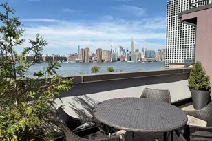 170 West St, New York City, NY 11222 - Photo 10