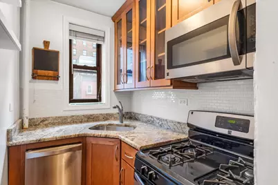 400 W 58th Street #5G, New York, NY 10019 - Photo 6