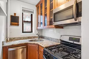 400 W 58th St, New York, NY 10019 - Photo 6