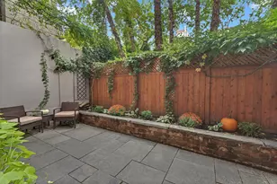 256 W 21st St, New York City, NY 10011 - Photo 8