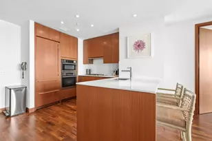 400 5th Ave, New York, NY 10018 - Photo 2