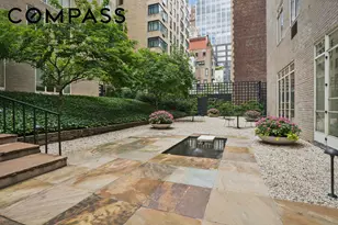 17 W 54th St, New York, NY 10019 - Photo 10