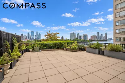 25 Sutton Place S #2N, New York, NY 10022 - Photo 2