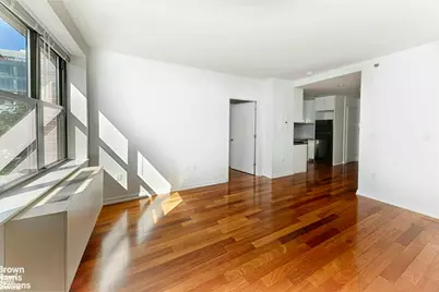 58 Metropolitan Avenue #2G, Brooklyn, NY 11249 - Photo 4